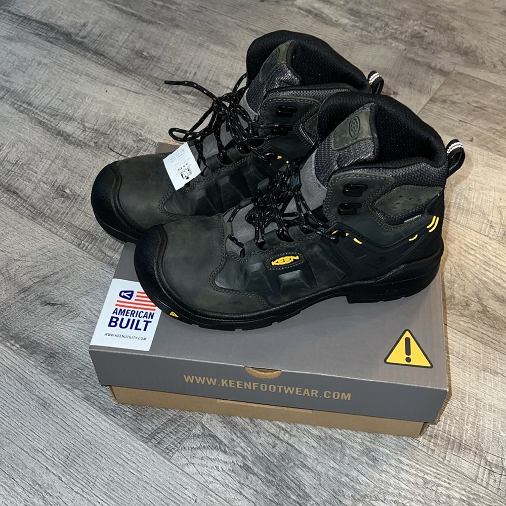 NWT KEEN DOVER BOOTS - Picture 3 of 7